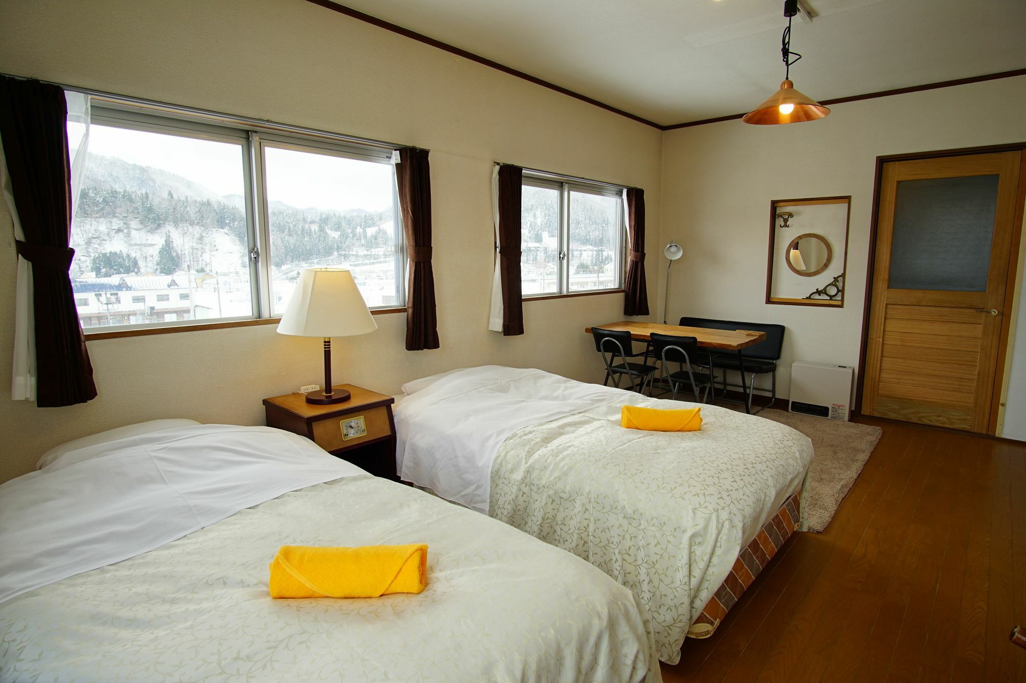 Hakuba Station Guesthouse En Exterior foto